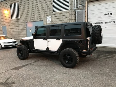 2-tone Jeep Wrangler