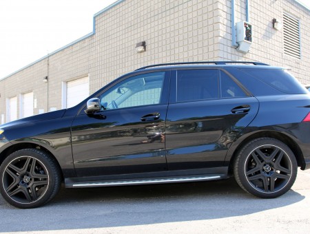 Mercedes ML350 full black-out