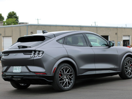 Mustang Mach E GT satin Dark Grey